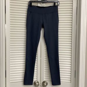 Under Armour grey fitted leggings- NWT